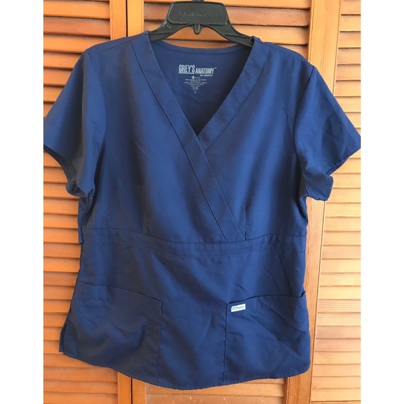 Grey’s Anatomy Womens Three-Pocket scrub top - Picture 3 of 5